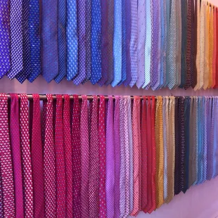 Tie Display