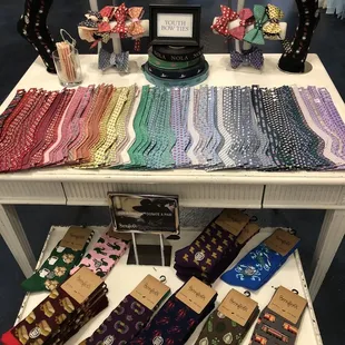 Youth ties and socks