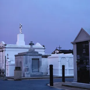 A picture from the 1st Cemetery of 3 we got to visit on the tour
