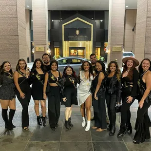 Making a bachelorette dinner party memorable