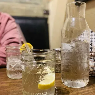 LOVE! Lemon water comes in wide mouth mason jars with your own carafe :)