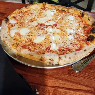 Cheese pizza is a classic!