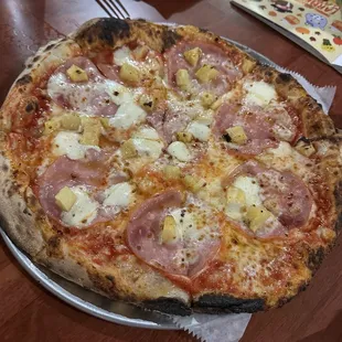 Hawaiian Pizza