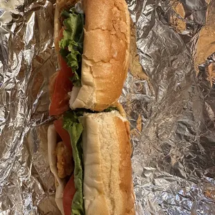 Shrimp poboy