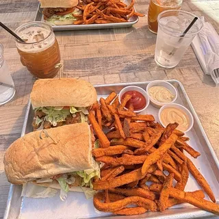 Chicken Club Po'boy