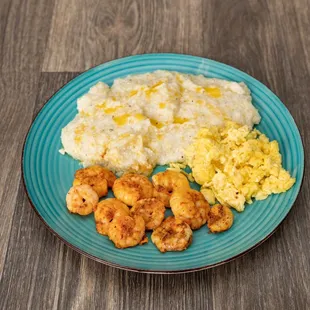 Shrimp and grits with eggs