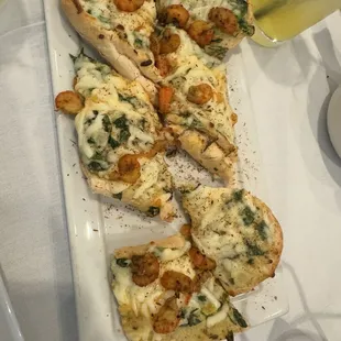 Crawfish bread, not the tastiest. Seemed thawed out.