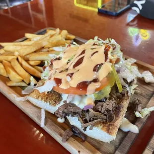 Brisket poboy