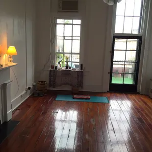 Friendly, clean, good vibes