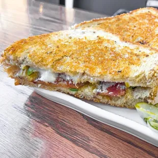 Peach and Bacon Grilled Cheese