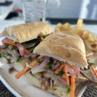 Bahn Mi Sandwich
