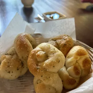 Garlic Knot Bread