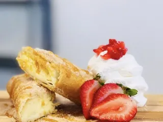 Mariah's Bakery & Edible Art Gallery