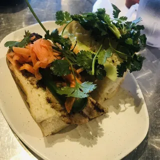 Grilled Chicken Banh Mi