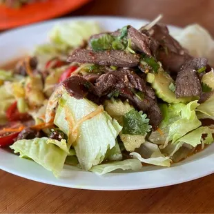NOM NOM Restaurant & Grill