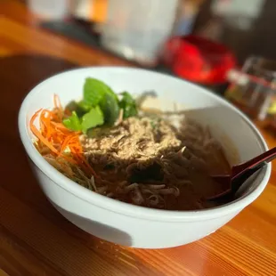 Kaopoon Nam Gai Soup