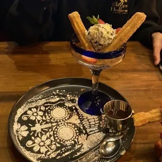 Nom Nom Pan de Muerto