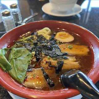 Shoyu Ramen ( Soy sauce )