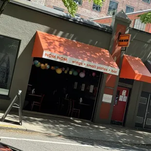 Exterior of restaurant.