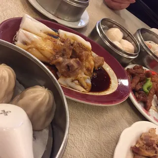 Rice Roll with Spare Ribs