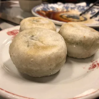 Pan-Fried Shrimp and Chive Dumplings