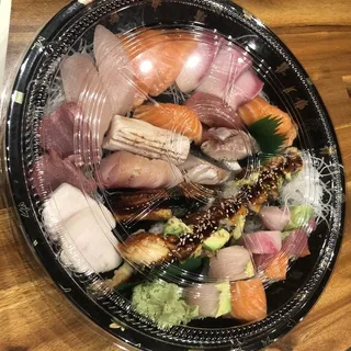 Family Sushi Combo