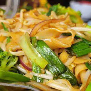 Chow Fun (vegan, gluten-free)