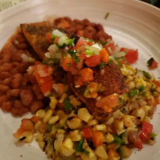 GRILLED SALMON ESQUITES