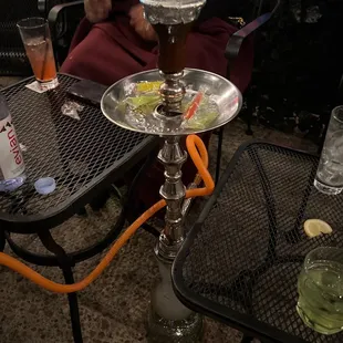 Good drinks &amp; great Hookah !