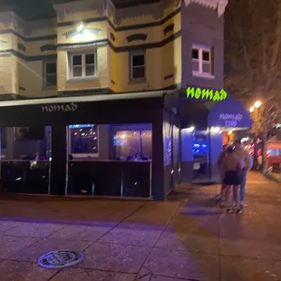 the outside of the restaurant