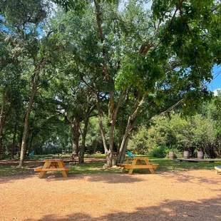 Huge outdoor area. Has lots of picnic tables, games and kids play area.