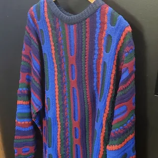 Atlas Vintage Sweater from the 80s