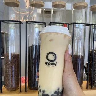 Sakura oolong milk tea