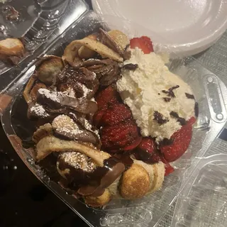 Nutella egg puff combo