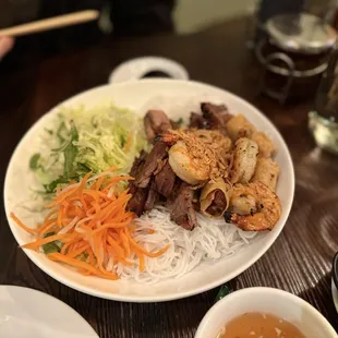 ramen and noodles, food