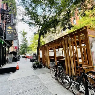 Exterior and outdoor seating