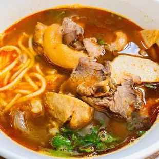 Bun bo hue