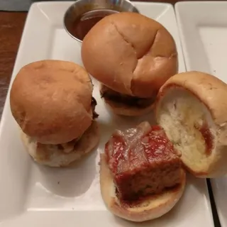 Mama's Meatloaf Sliders