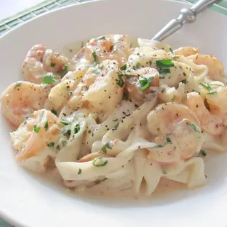 Shrimp Fettuccine Alfredo