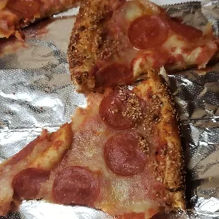 Their standard 16"/large pepperoni pizza. Cheese and dough dry out really quick. You've got to eat it before it cools down.