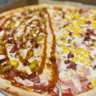 Half Domi half Chama pizza