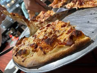 Mama Romano's - Landstar