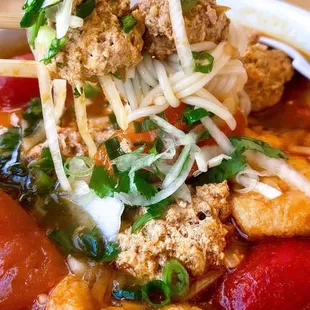 Bun Rieu