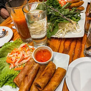 (IG: @eat.sar) Crispy Egg Rolls Cha Gio, Thai Iced Tea Tra Thai
