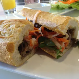 Banh Mi Bo / Steak