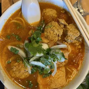Bun Rieu