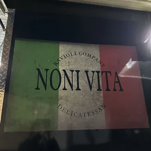 Noni Vita truck