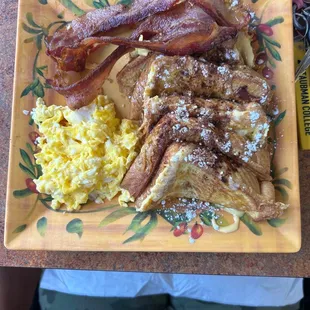 french toast w/cinnamon &amp; sugar, bacon, scrambled eggs #breakfast