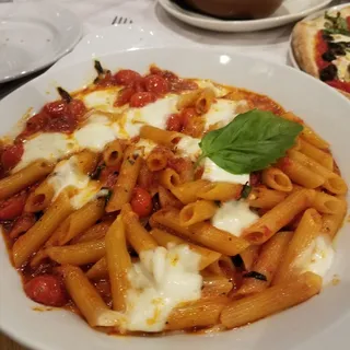 Penne Caprese