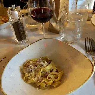 Tagliatelle al Prosciutto di Parma